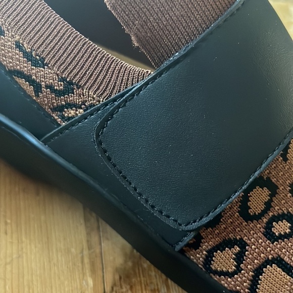 NEW Traq by Alegria Qwik Sneaker Slip on Walking Shoe Leopard 38 EUR 8-8.5 US - Picture 9 of 11